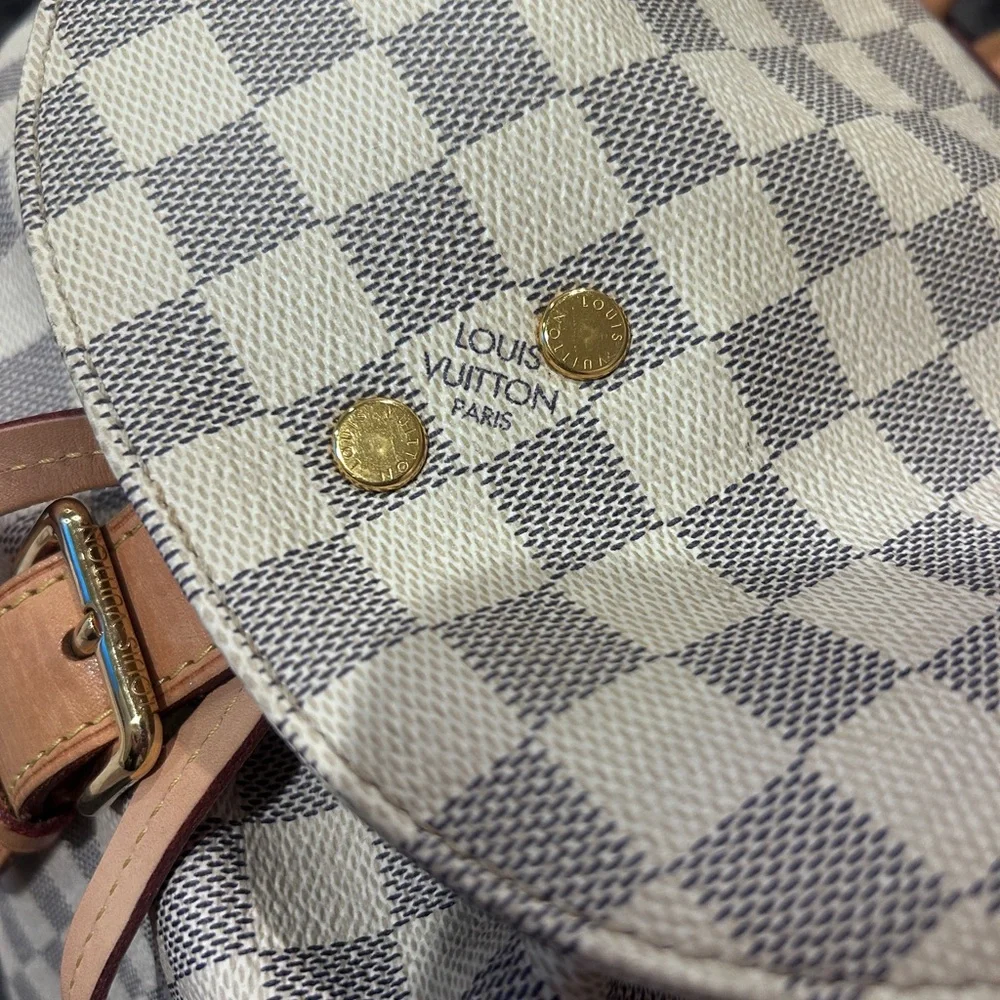 Luis Vuitton Damier Azure.Only used a few times,great condition.Dust bag and box - Picture 6 of 13